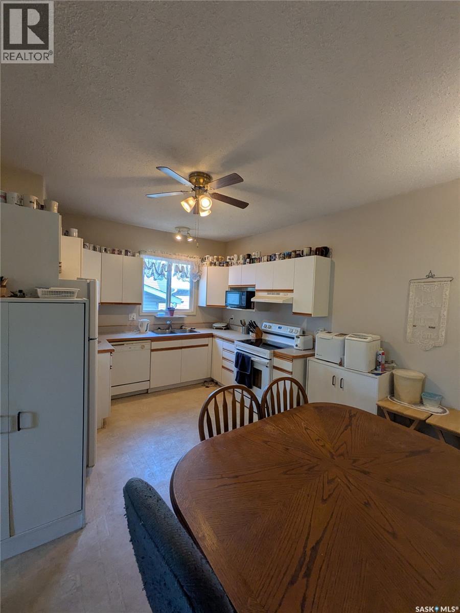 436 12th Street W, Prince Albert, Saskatchewan  S6V 3B8 - Photo 13 - SK047678