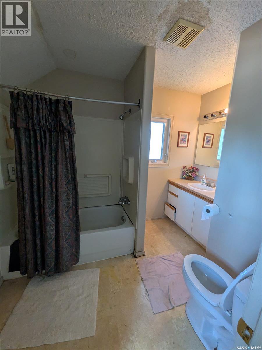 436 12th Street W, Prince Albert, Saskatchewan  S6V 3B8 - Photo 23 - SK047678