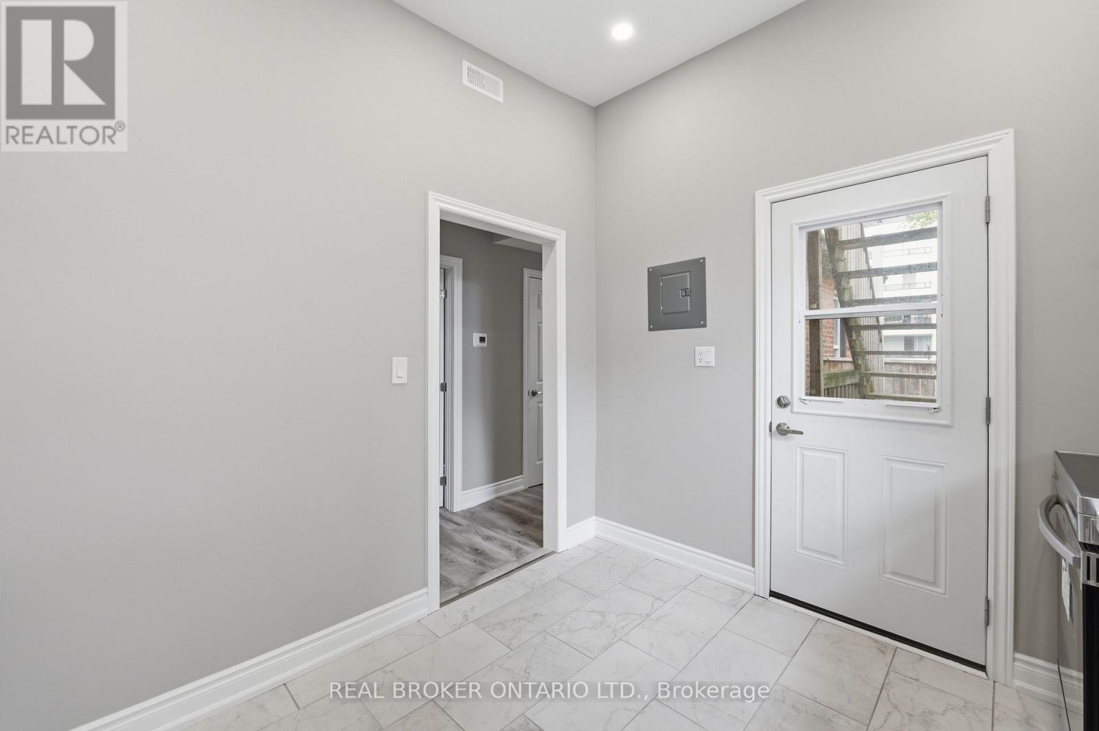 98 Duke Street, Hamilton, Ontario  L8P 1X5 - Photo 10 - X13750586