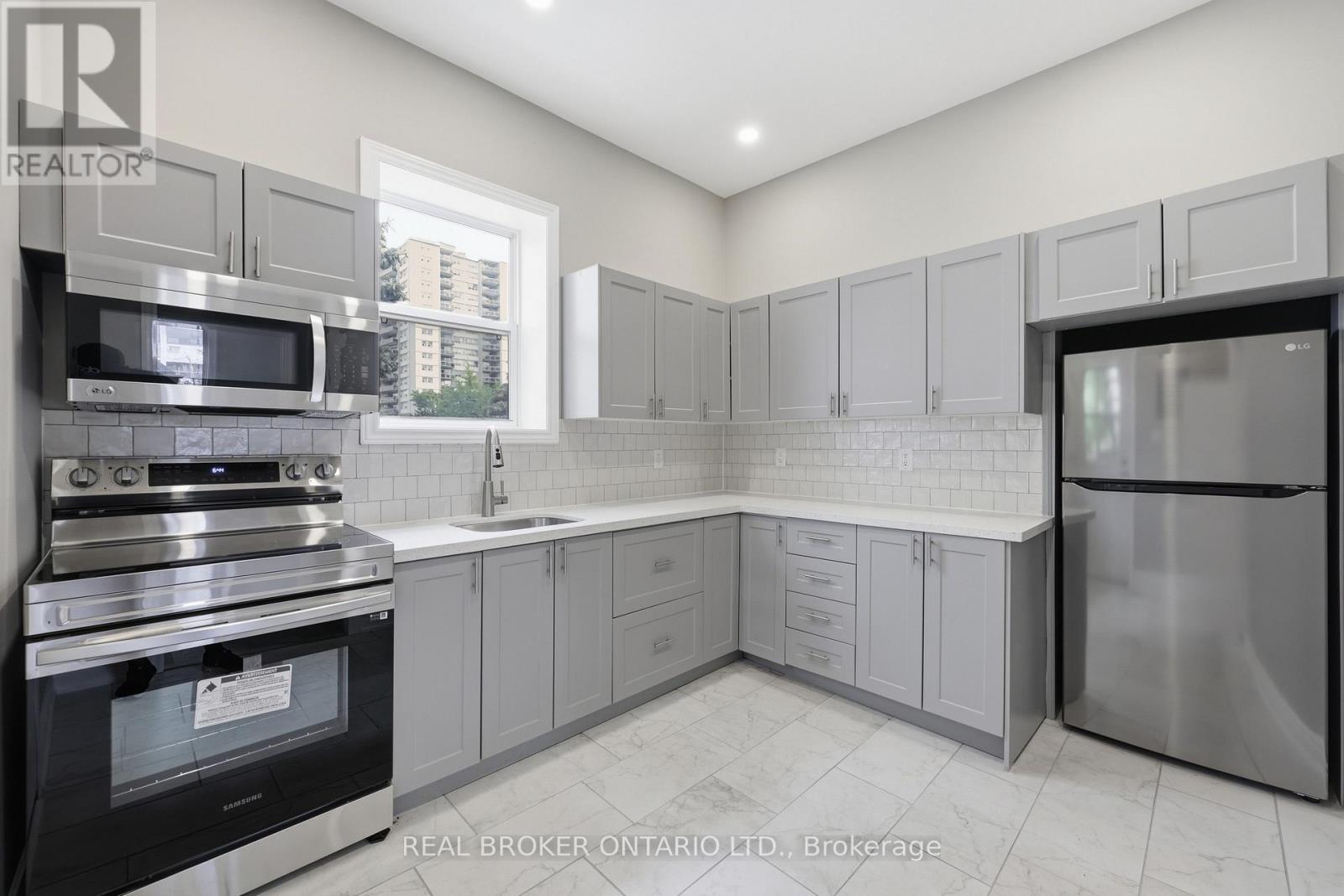 98 Duke Street, Hamilton, Ontario  L8P 1X5 - Photo 13 - X13750586