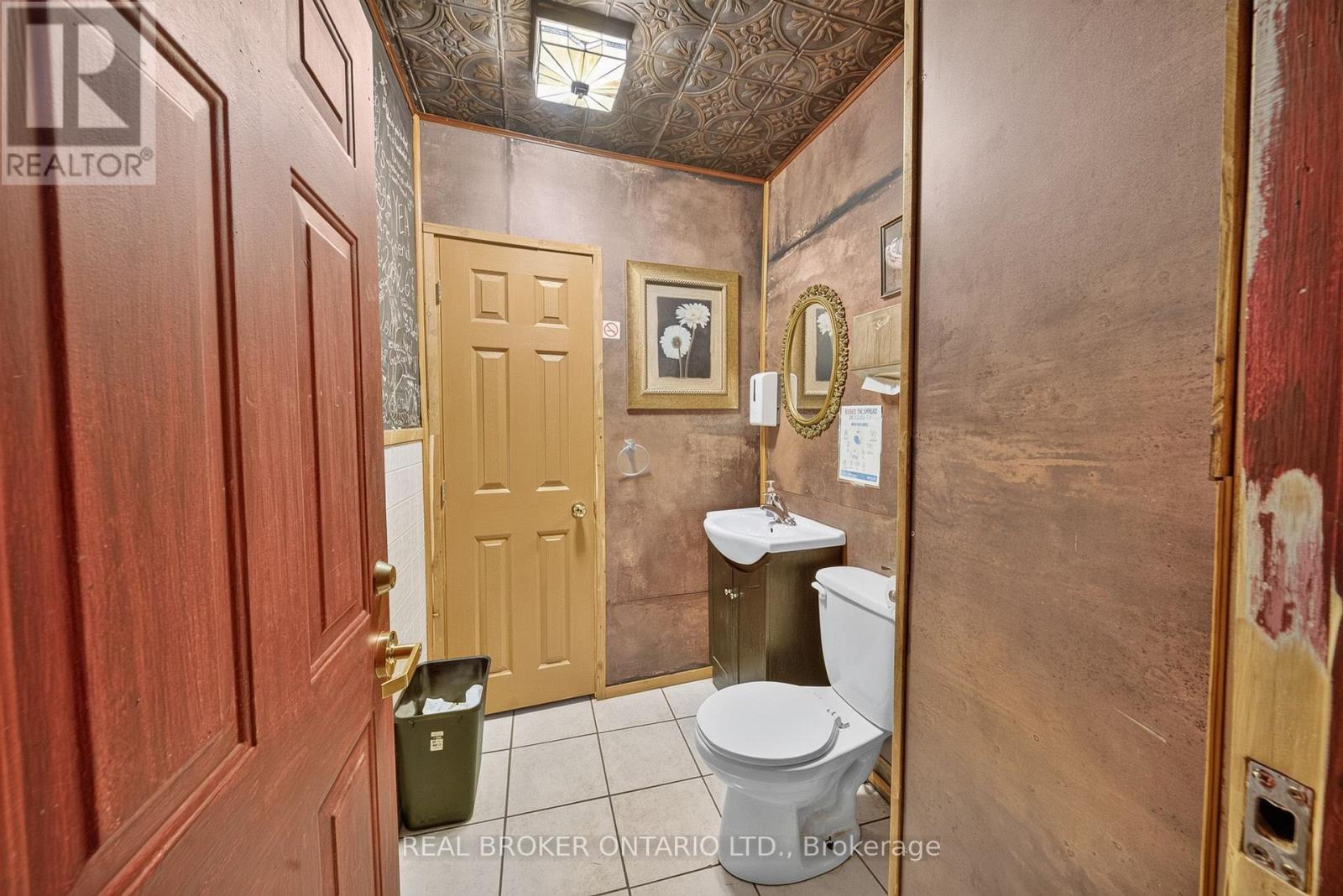 1523 Main Street E, Hamilton, Ontario  L8K 1E4 - Photo 14 - X13750588