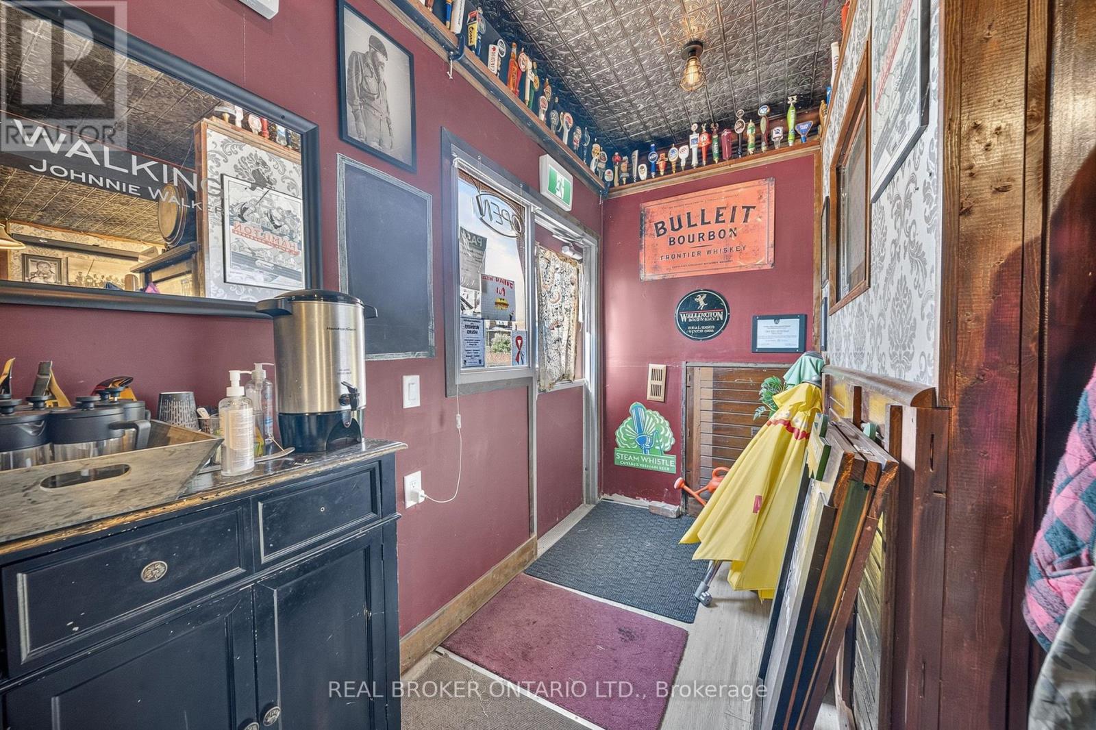 1523 Main Street E, Hamilton, Ontario  L8K 1E4 - Photo 4 - X13750588