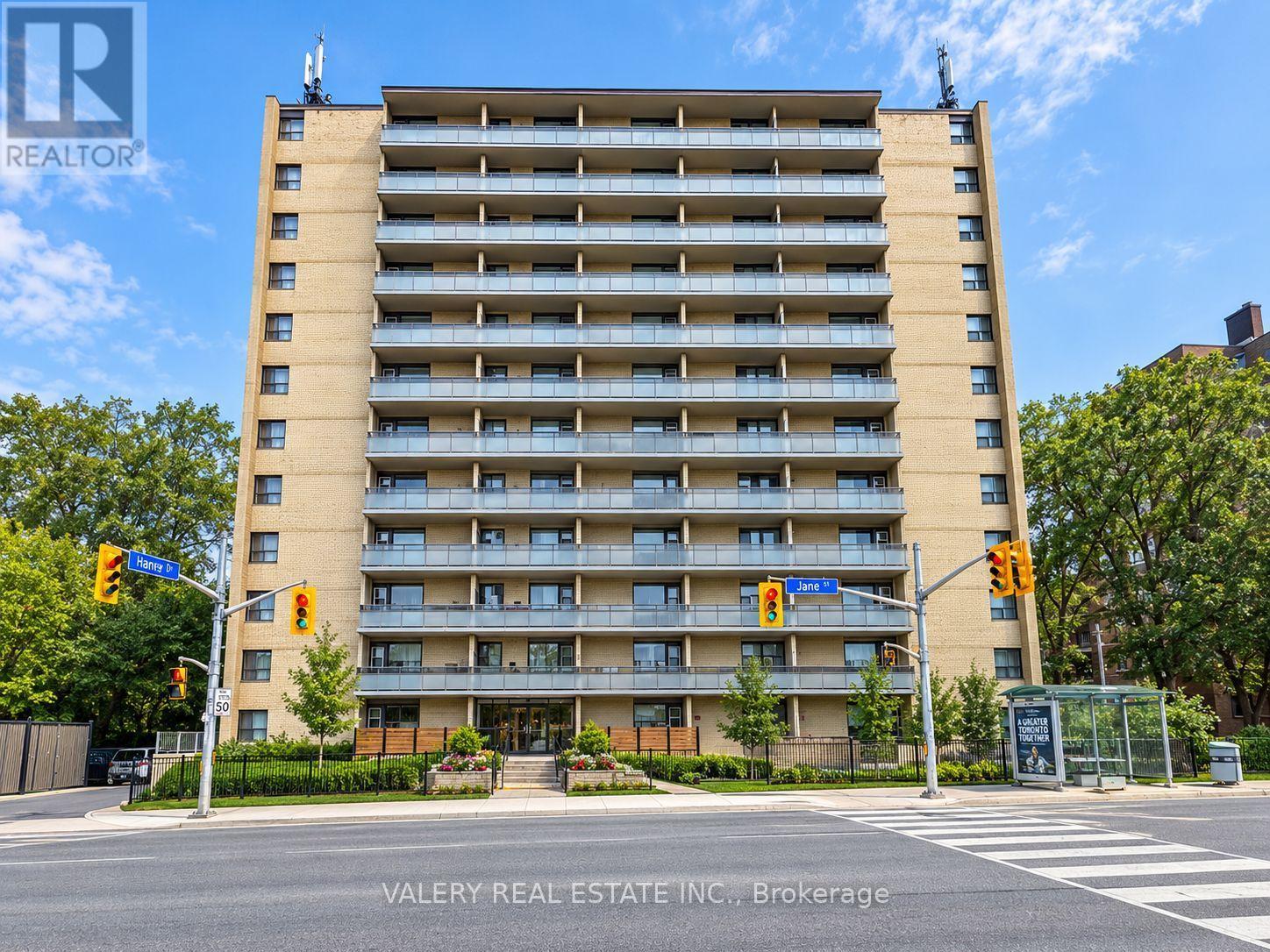 804 - 797 JANE STREET, Toronto, Ontario