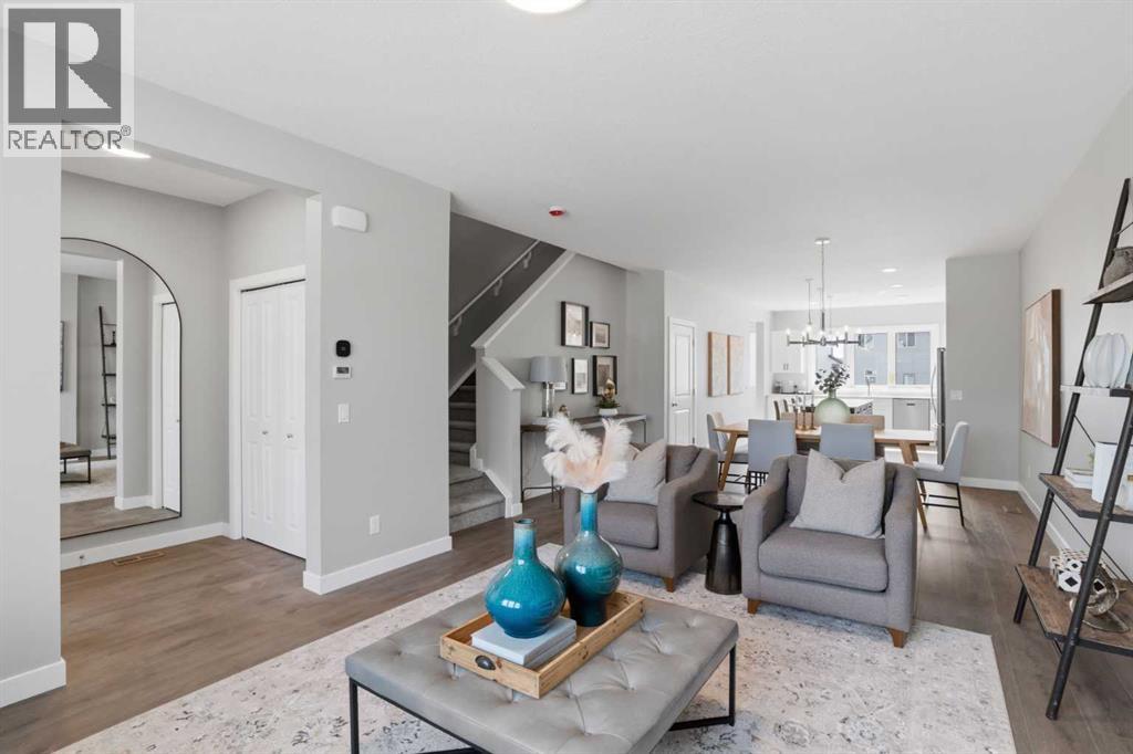 343 Belvedere Drive SE, Calgary, Alberta  T2A 7Y2 - Photo 7 - A2327532