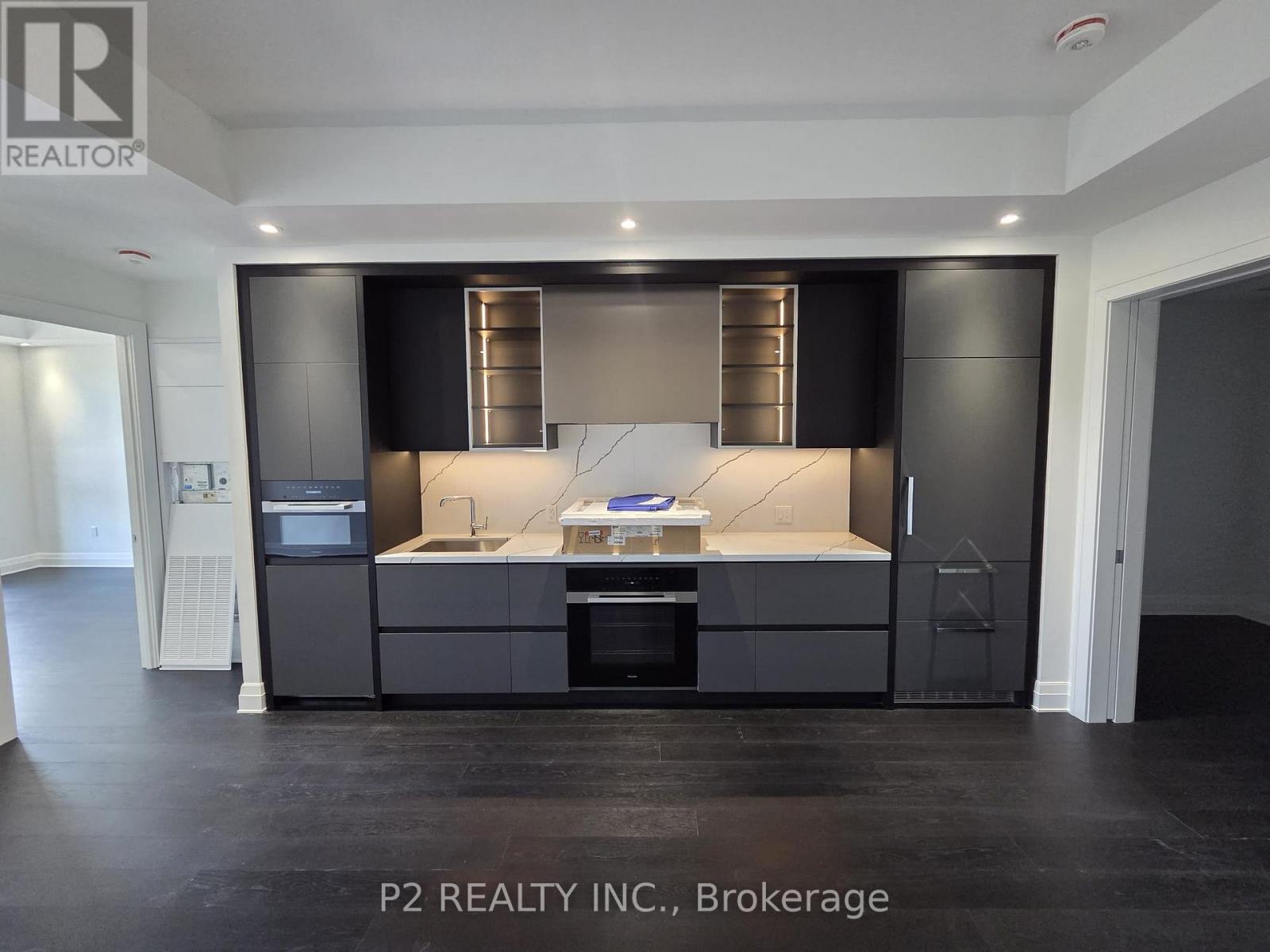 406 - 2 Forest Hill Road, Toronto, Ontario  M4V 2L3 - Photo 3 - C13750638