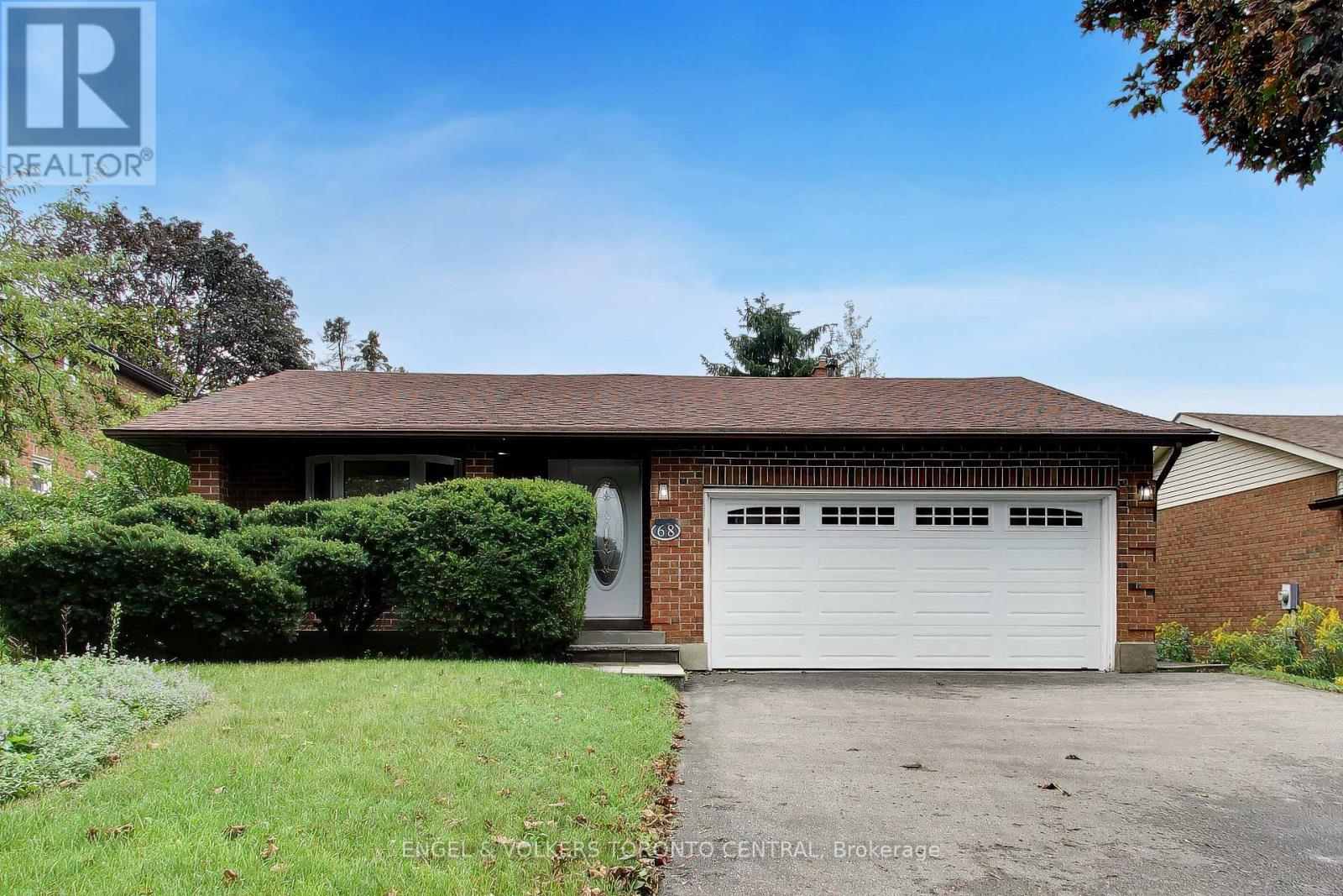 68 HAWLEY CRESCENT, Whitby, Ontario