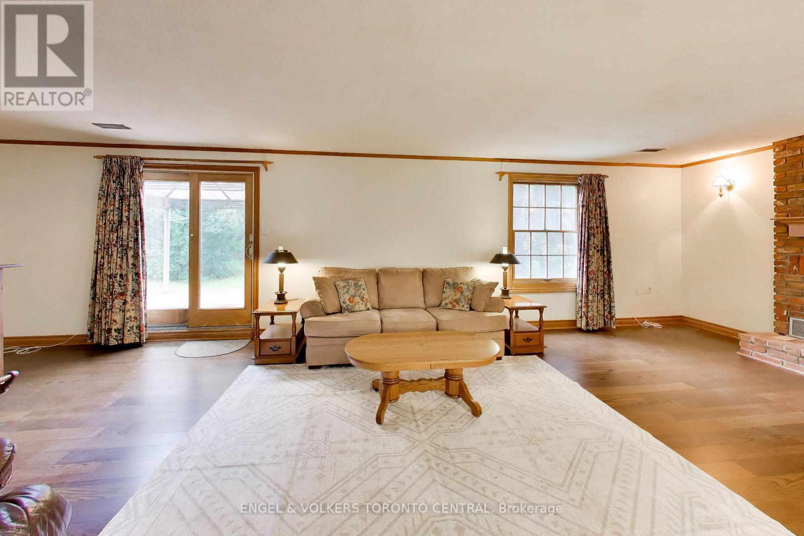 68 Hawley Crescent, Whitby, Ontario  L1N 6V9 - Photo 6 - E13750628