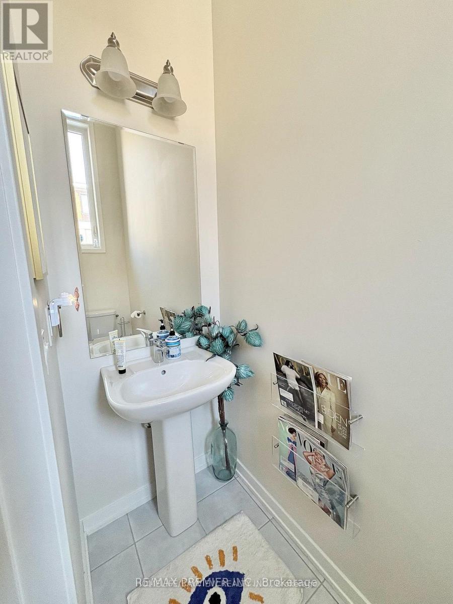 121 Rattenbury Road, Vaughan, Ontario  L6A 5C6 - Photo 13 - N13750620