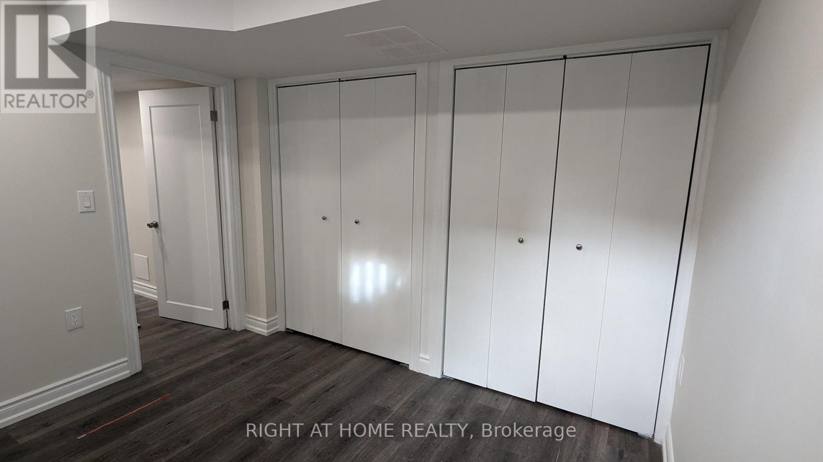 Basement Unit - 5654 Churchill Meadows Boulevard, Mississauga, Ontario  L5M 7A7 - Photo 13 - W13750634