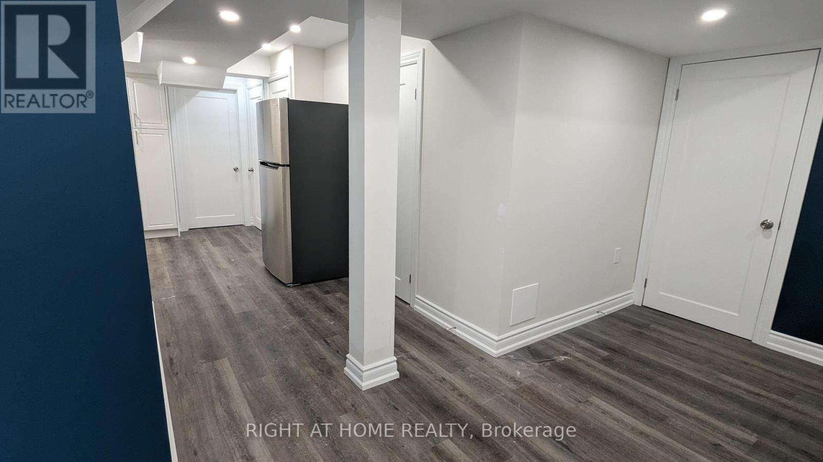 Basement Unit - 5654 Churchill Meadows Boulevard, Mississauga, Ontario  L5M 7A7 - Photo 7 - W13750634