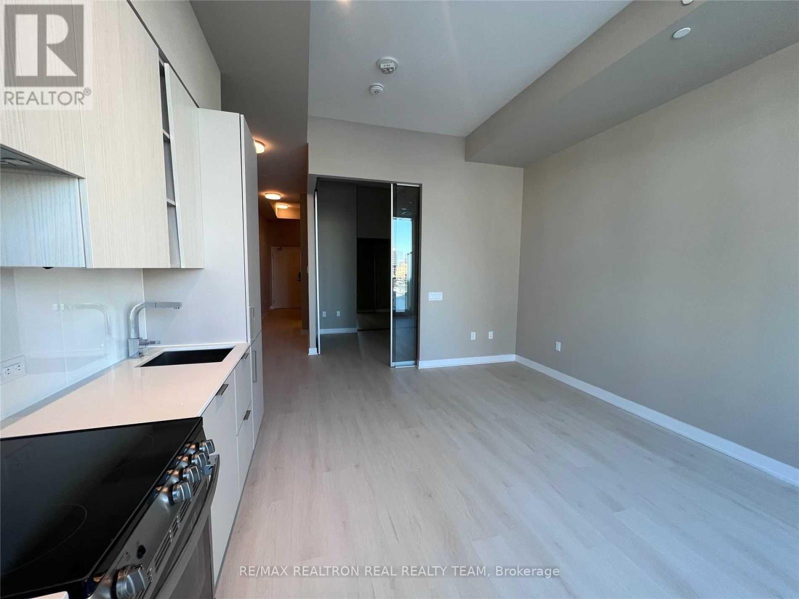 316 - 3900 Confederation Parkway, Mississauga, Ontario  L5B 0M3 - Photo 12 - W13743010