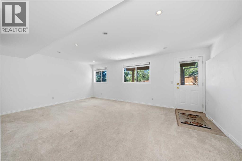 210 Scenic Acres Terrace NW, Calgary, Alberta  T3L 1Y4 - Photo 27 - A2341745