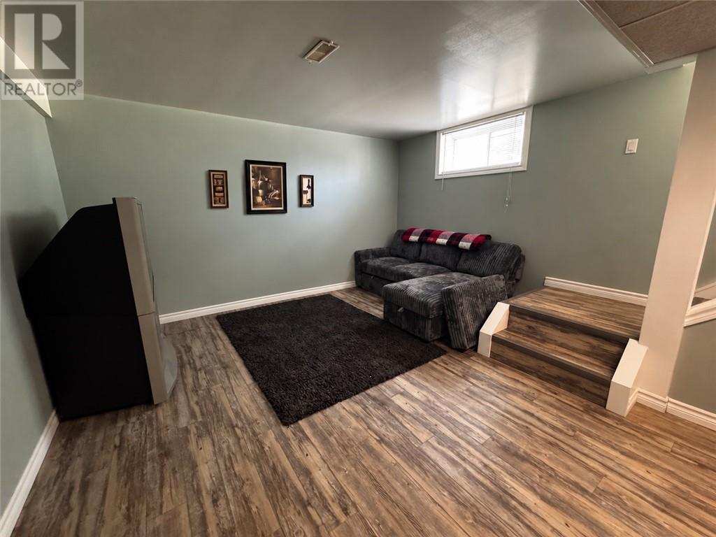 145 Dufferin Street, Chapleau, Ontario  P0M 1K0 - Photo 14 - 2130182