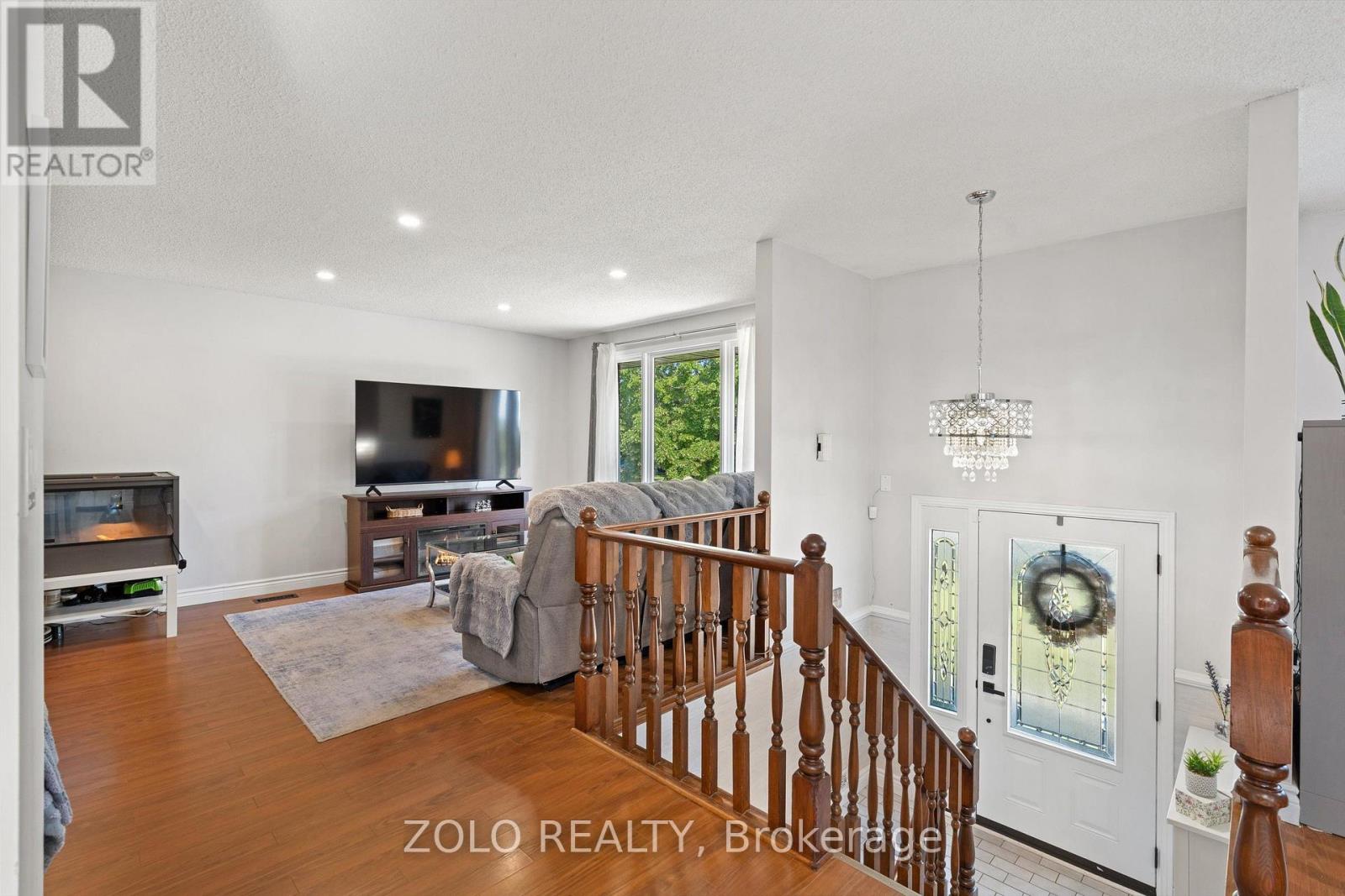 13 Cowan Drive, Thorold, Ontario  L2V 4Y8 - Photo 6 - X13750592
