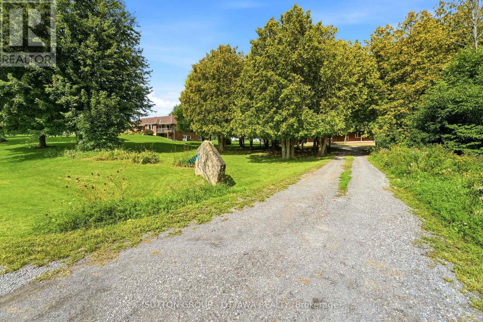 1715 Carsonby Road E, Ottawa, Ontario  K0A 2E0 - Photo 4 - X13750658