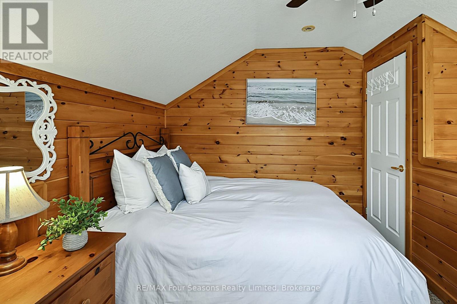 47 Cabin Crescent, Wasaga Beach, Ontario  L9Z 1X7 - Photo 13 - S13750686