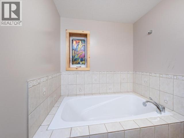 25 BLAKER PLACE photo 25