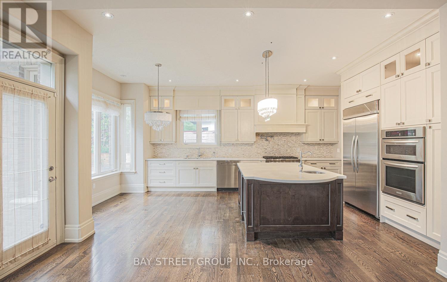 500 Deloraine Avenue, Toronto, Ontario  M5M 2B8 - Photo 12 - C13750672