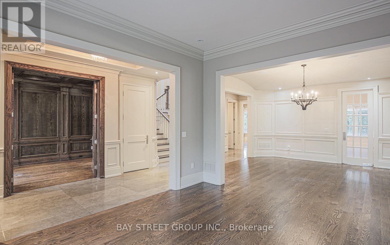 500 Deloraine Avenue, Toronto, Ontario  M5M 2B8 - Photo 7 - C13750672