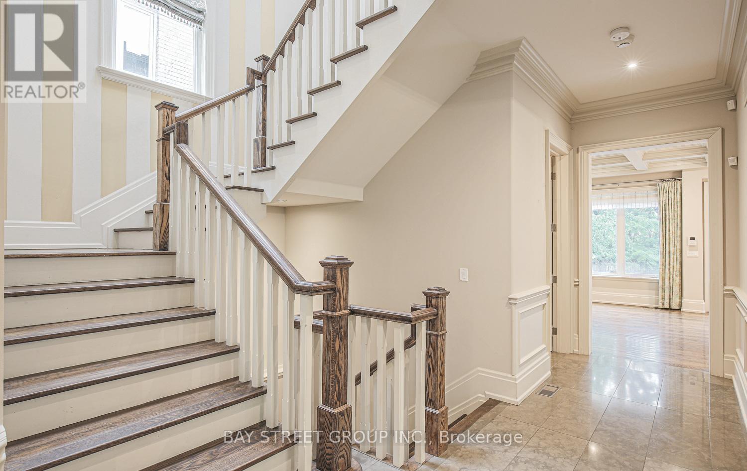 500 Deloraine Avenue, Toronto, Ontario  M5M 2B8 - Photo 9 - C13750672
