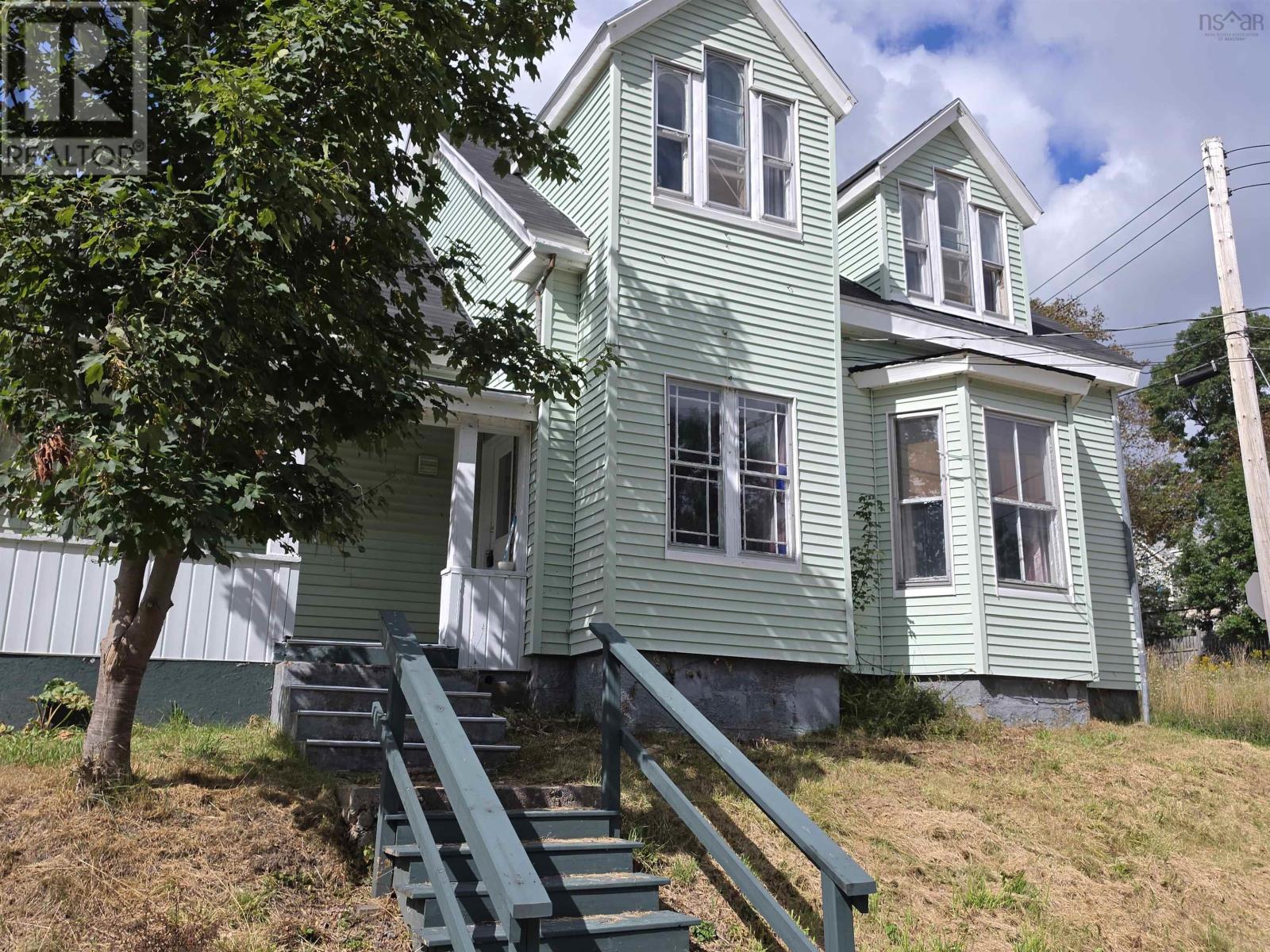 96 St Andrews Street, Pictou, Nova Scotia  B0K 1H0 - Photo 1 - 202622526