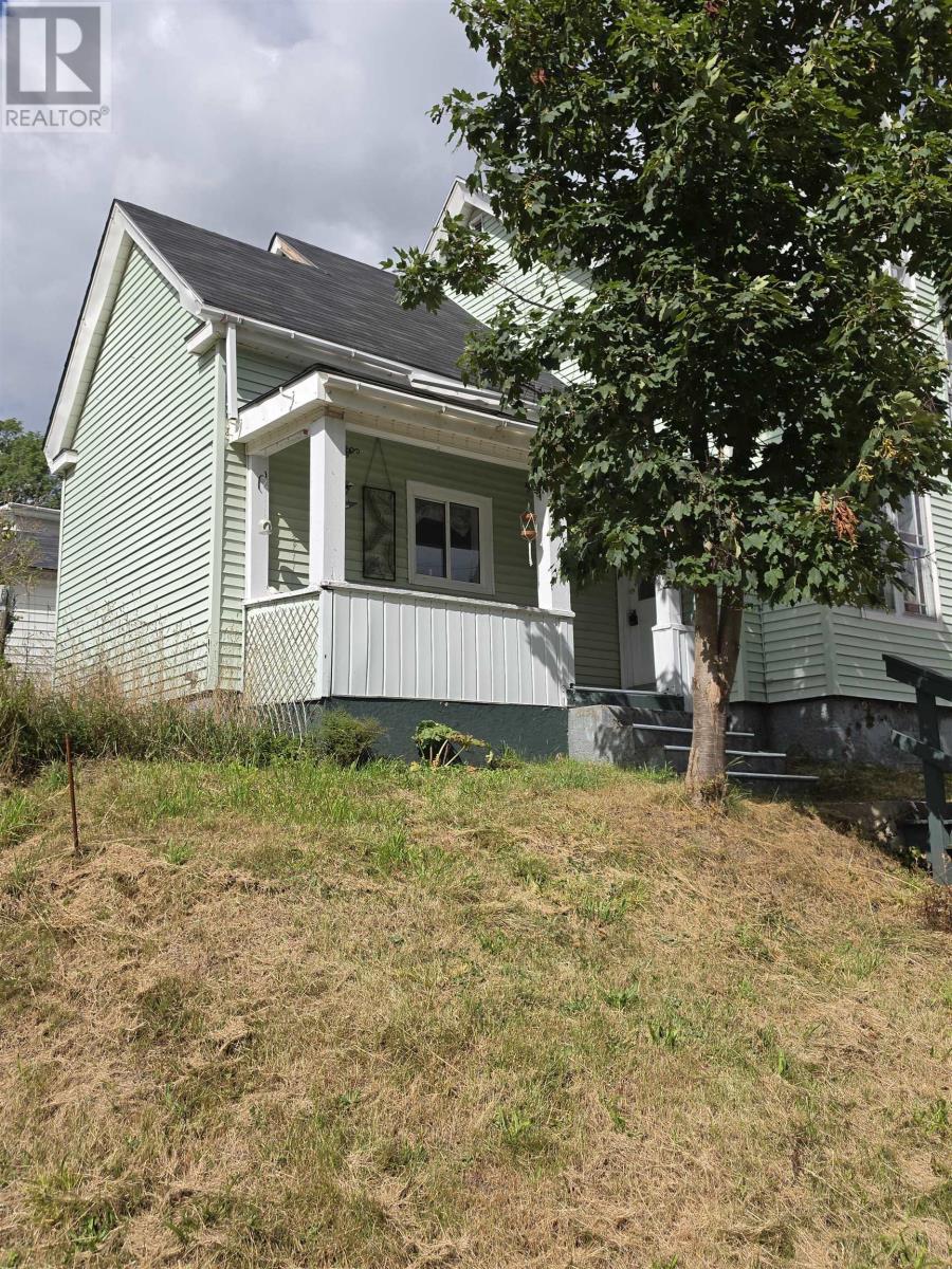 96 St Andrews Street, Pictou, Nova Scotia  B0K 1H0 - Photo 3 - 202622526