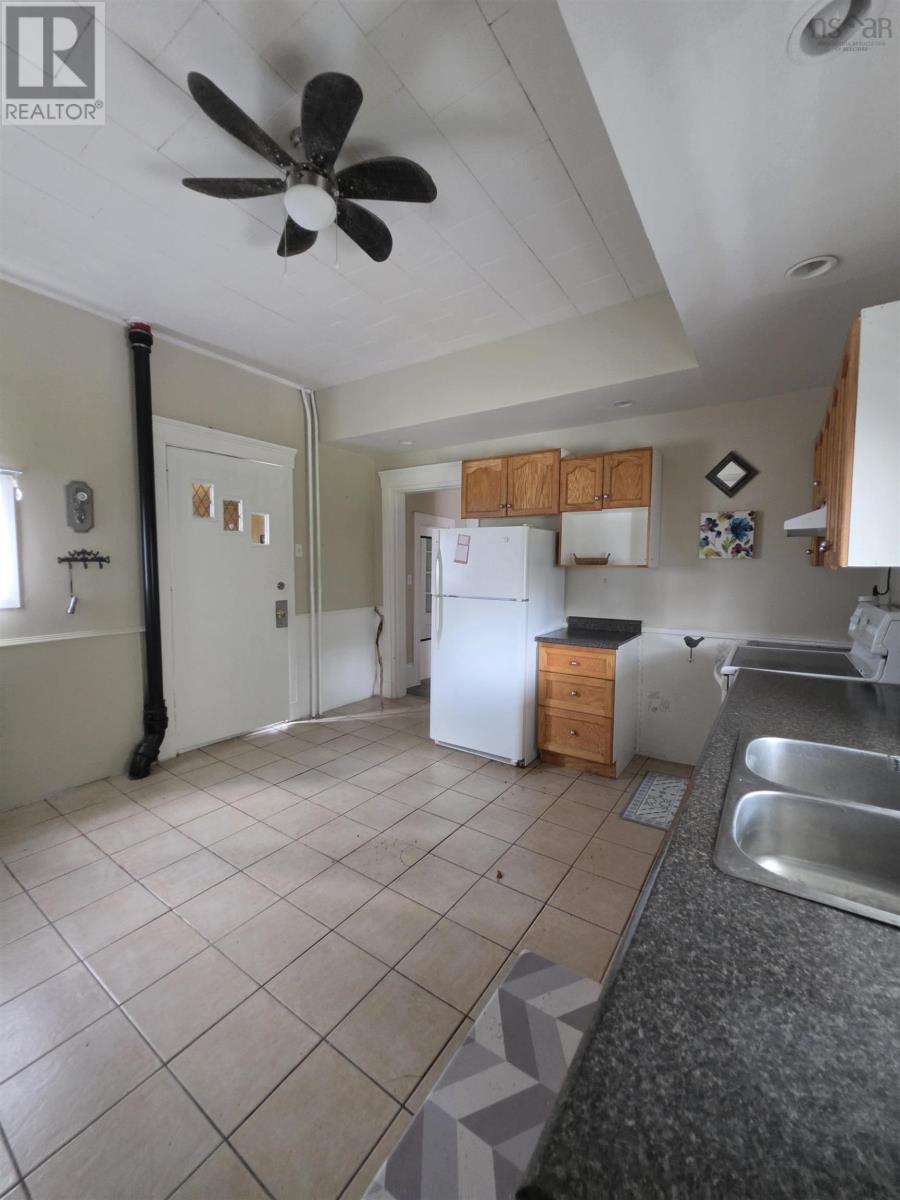 96 St Andrews Street, Pictou, Nova Scotia  B0K 1H0 - Photo 25 - 202622526
