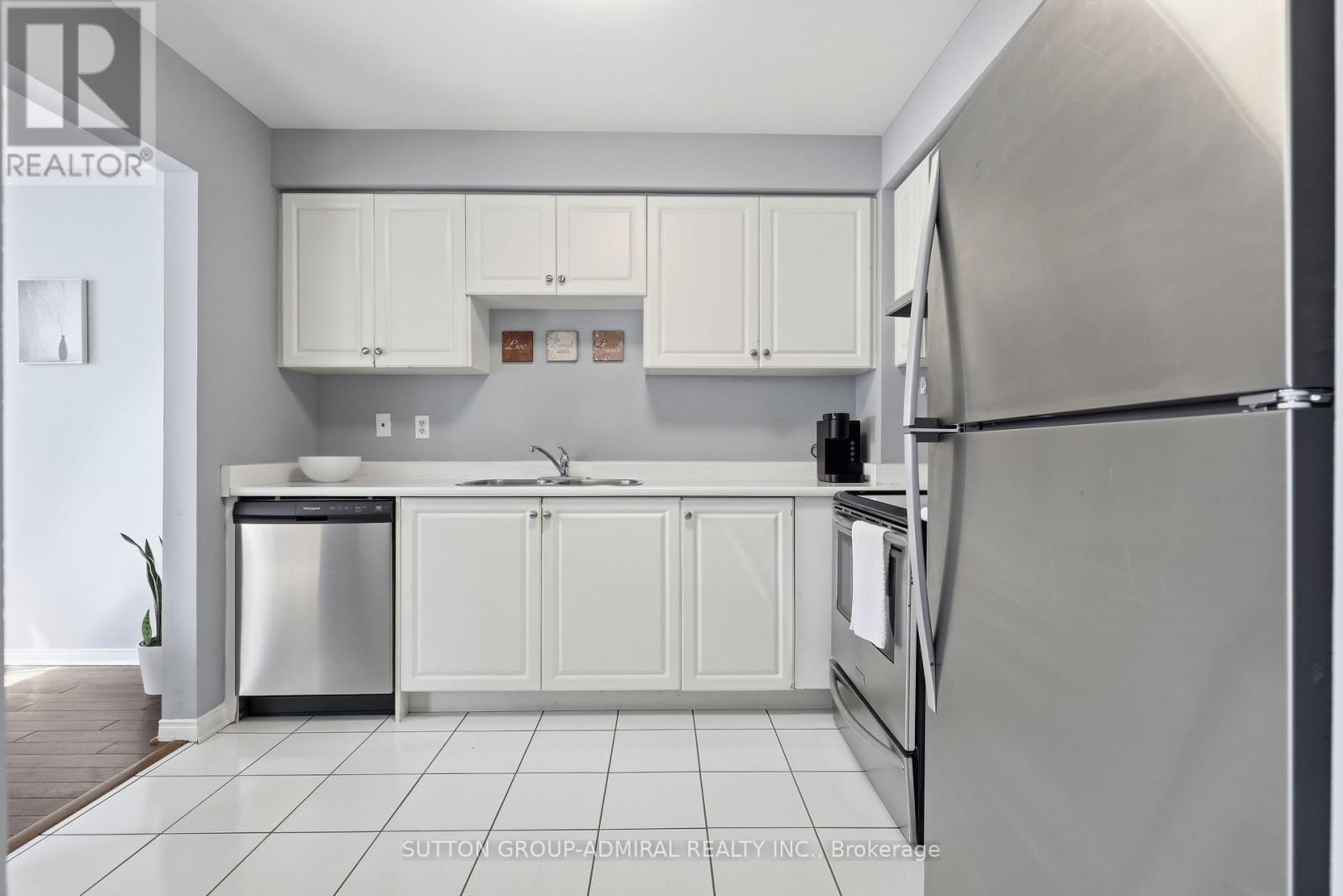 96 Islay Crescent, Vaughan, Ontario  L6A 2B9 - Photo 13 - N13750648