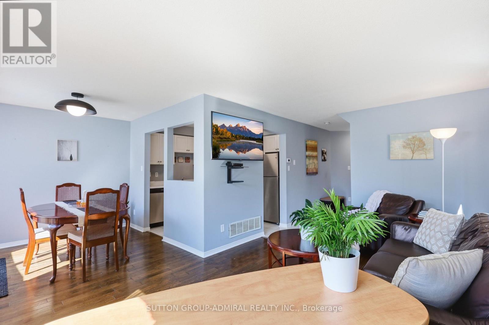 96 Islay Crescent, Vaughan, Ontario  L6A 2B9 - Photo 9 - N13750648