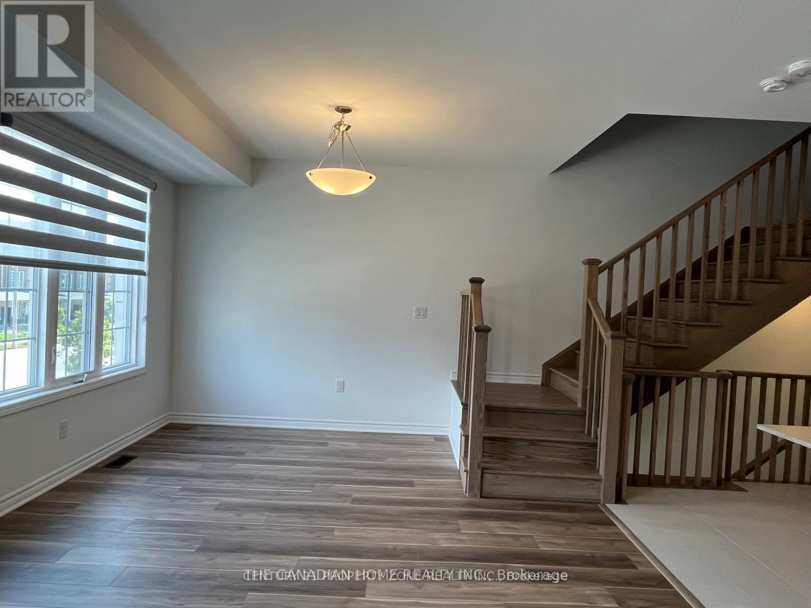 25 Cullingtree Place, Caledon, Ontario  L7C 4N7 - Photo 6 - W13750646