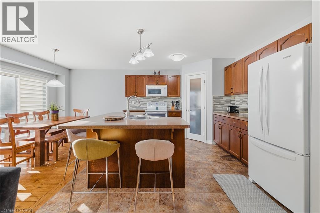 23 Doon Creek Street, Kitchener, Ontario  N2R 0B4 - Photo 7 - 40802140