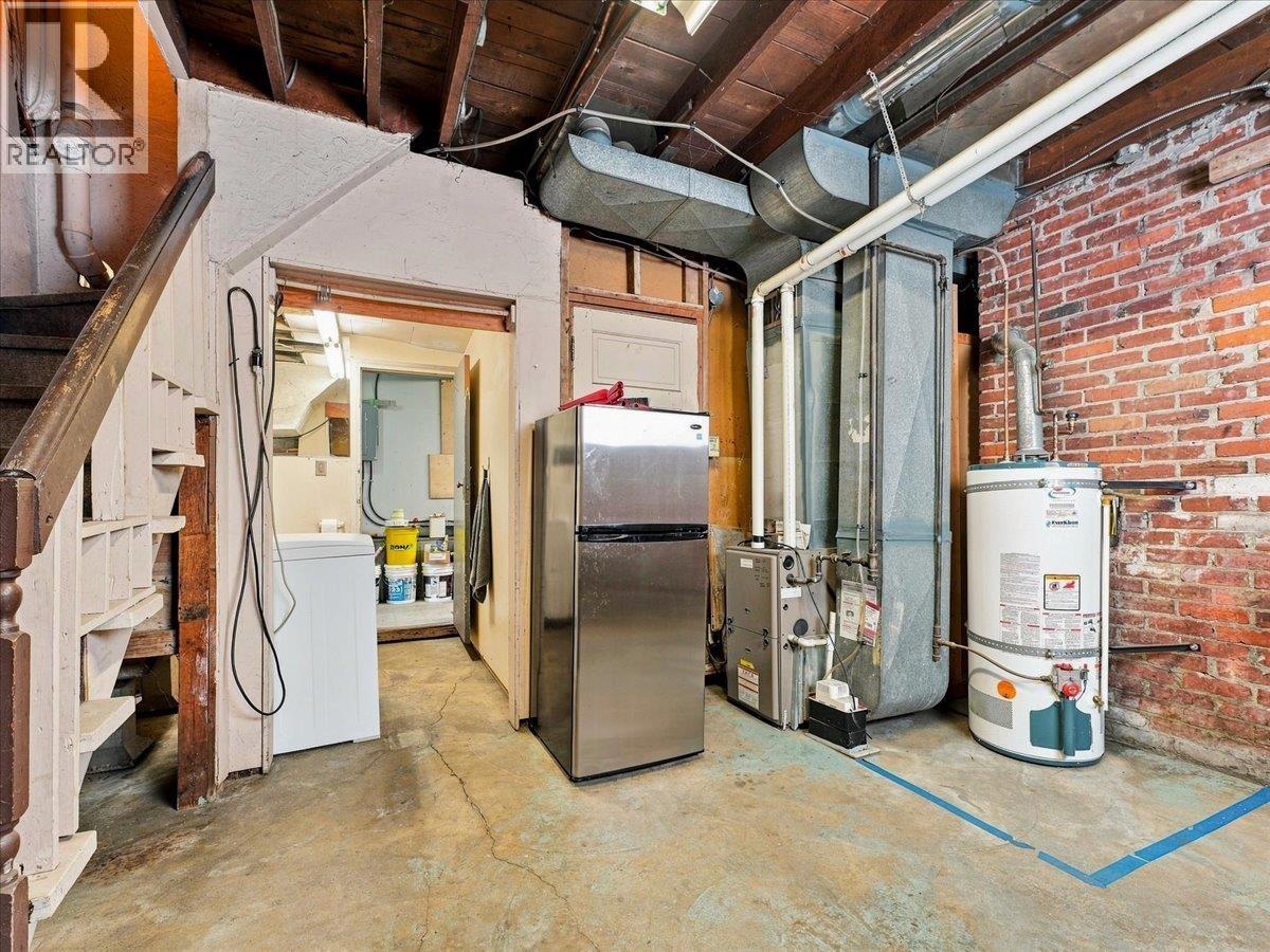 2206 E 8th Avenue, Vancouver, British Columbia  V5N 1V5 - Photo 31 - R3161940