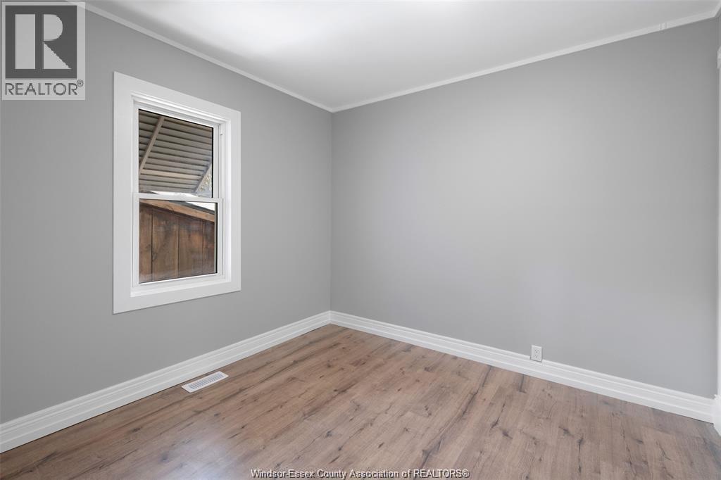 1479 Lillian Avenue, Windsor, Ontario  N8X 4A7 - Photo 9 - 26021118