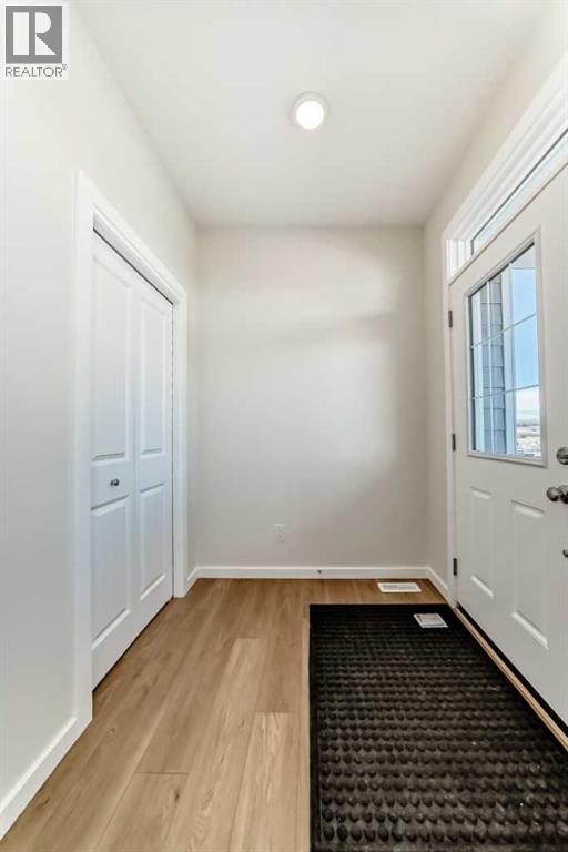 104 Creekside Rise SW, Calgary, Alberta  T2X 6G8 - Photo 9 - A2326343