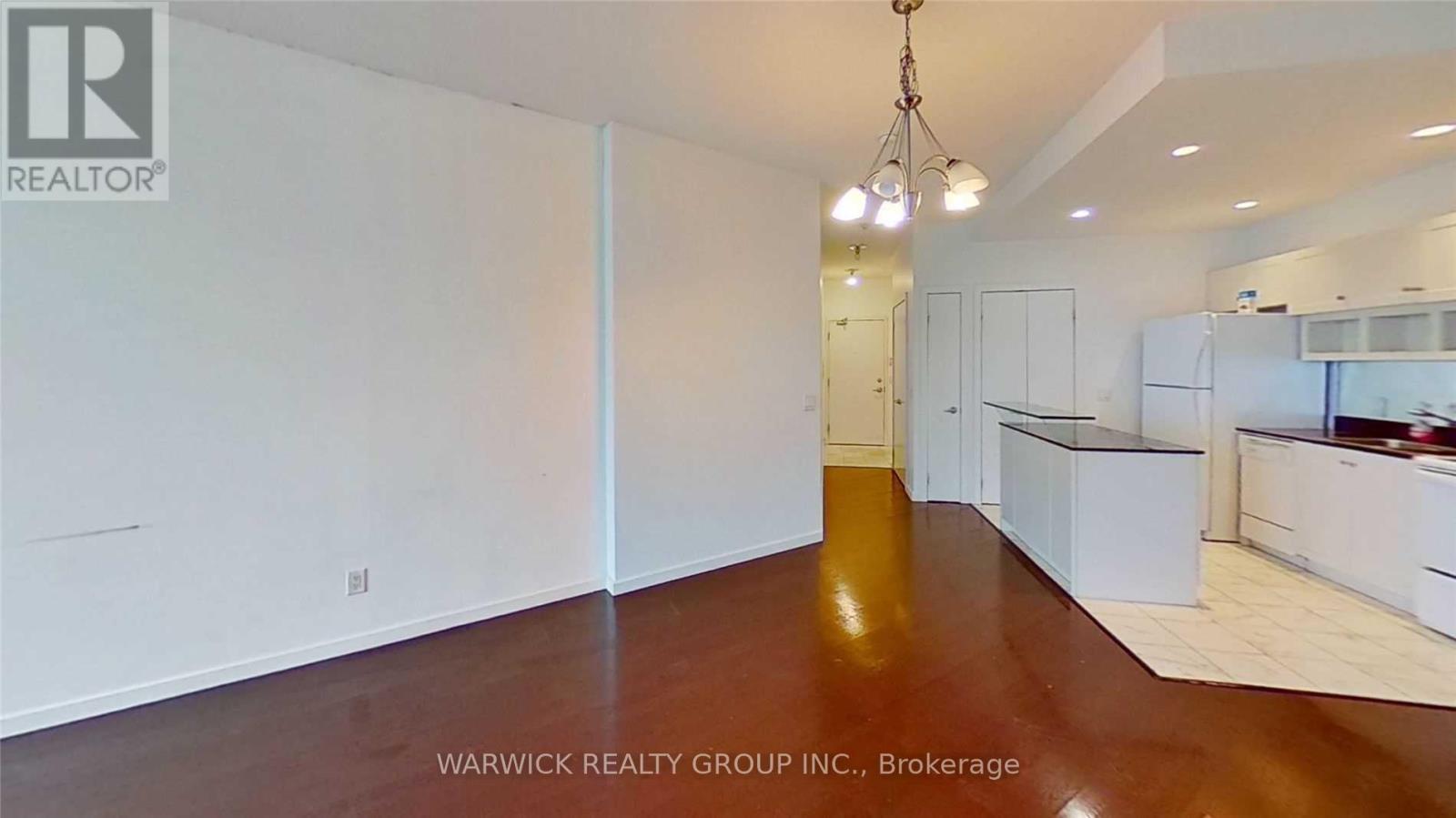 2103 - 8 York Street, Toronto, Ontario M5J 1R2 - Photo 3 - C13750714