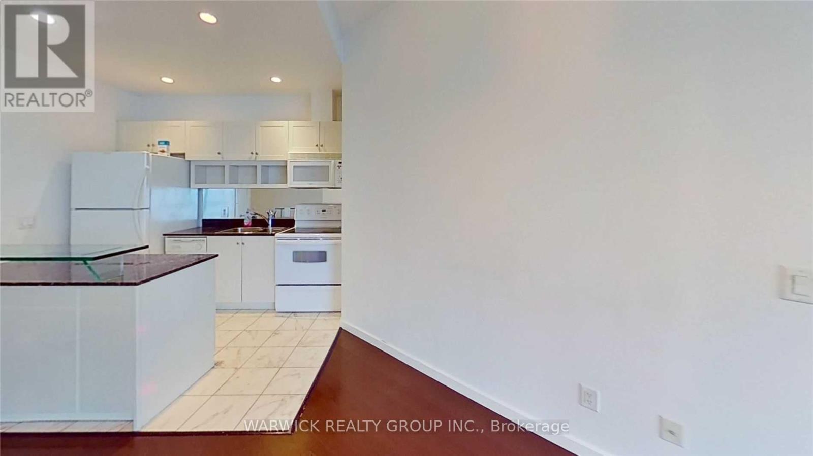 2103 - 8 York Street, Toronto, Ontario M5J 1R2 - Photo 4 - C13750714