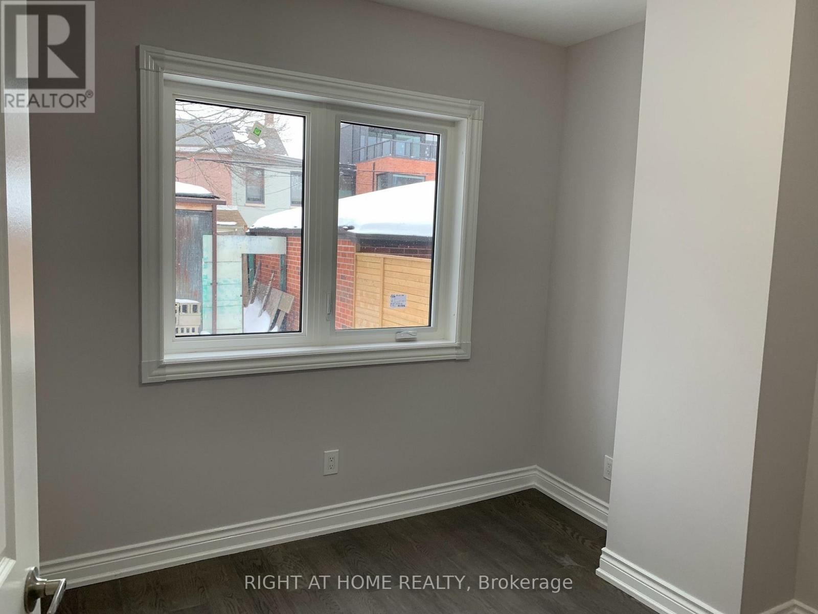 Main Floor Unit - 57 Brunswick Avenue, Toronto, Ontario M5S 2L8 - Photo 6 - C13750726