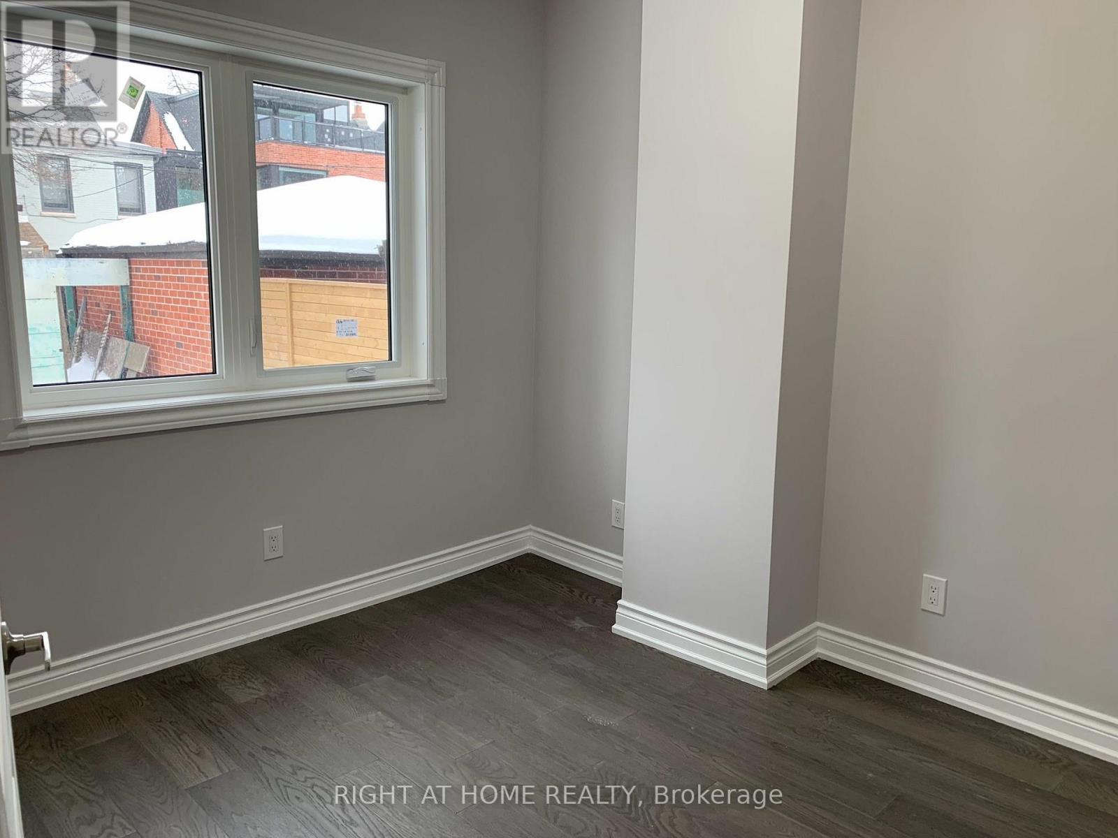 Main Floor Unit - 57 Brunswick Avenue, Toronto, Ontario M5S 2L8 - Photo 7 - C13750726