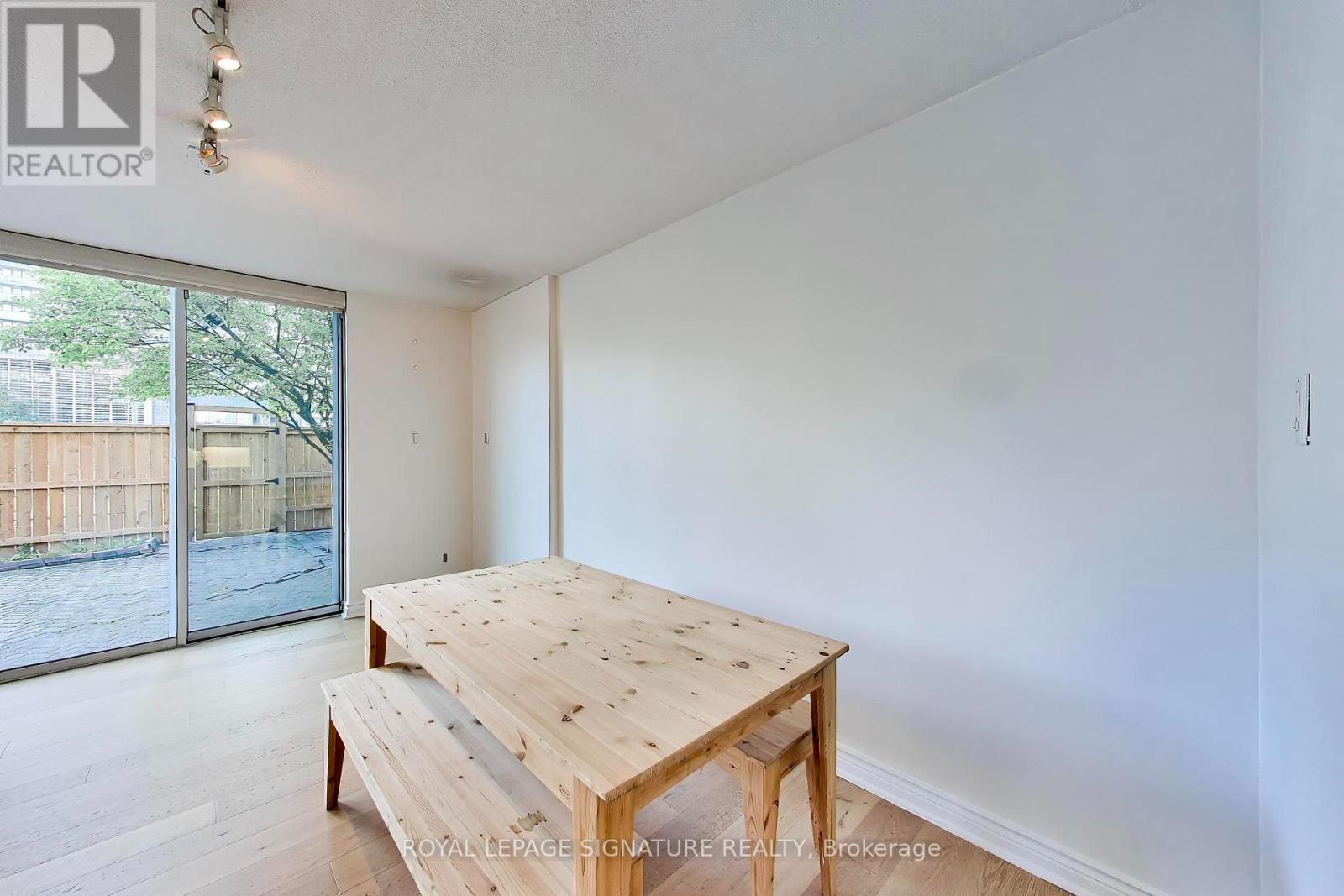 Th5 - 11 Broadway Avenue, Toronto, Ontario M4P 1T7 - Photo 24 - C13750730