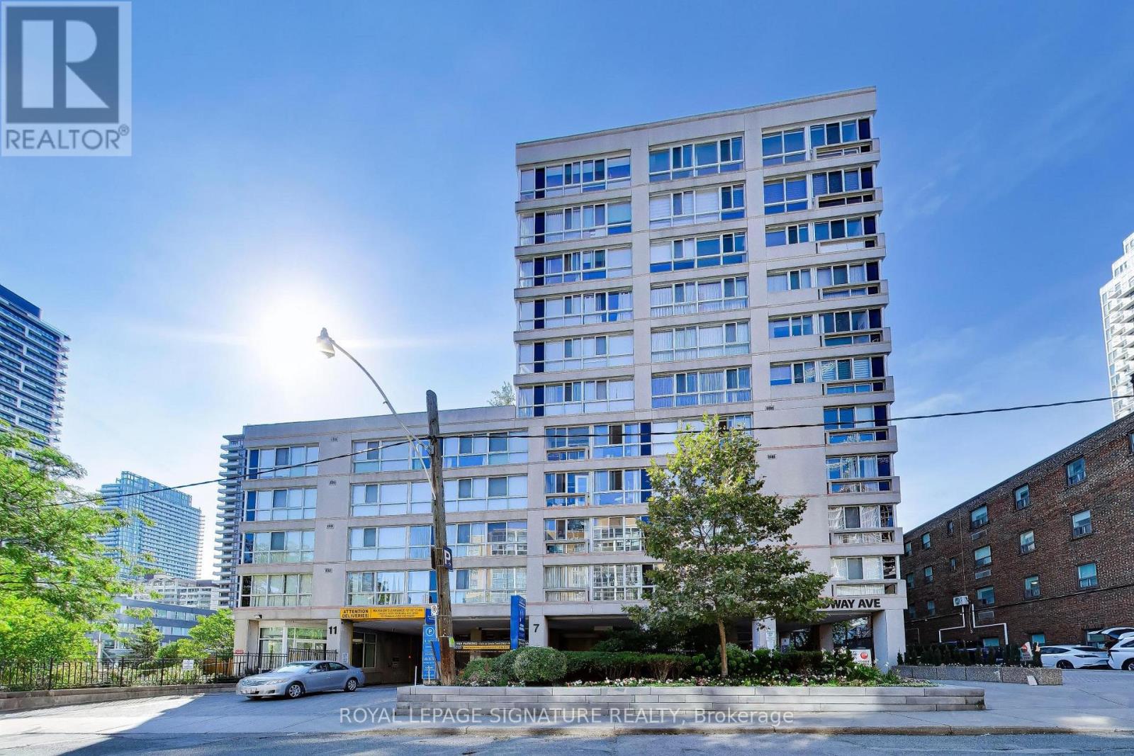 Th5 - 11 Broadway Avenue, Toronto, Ontario M4P 1T7 - Photo 3 - C13750730