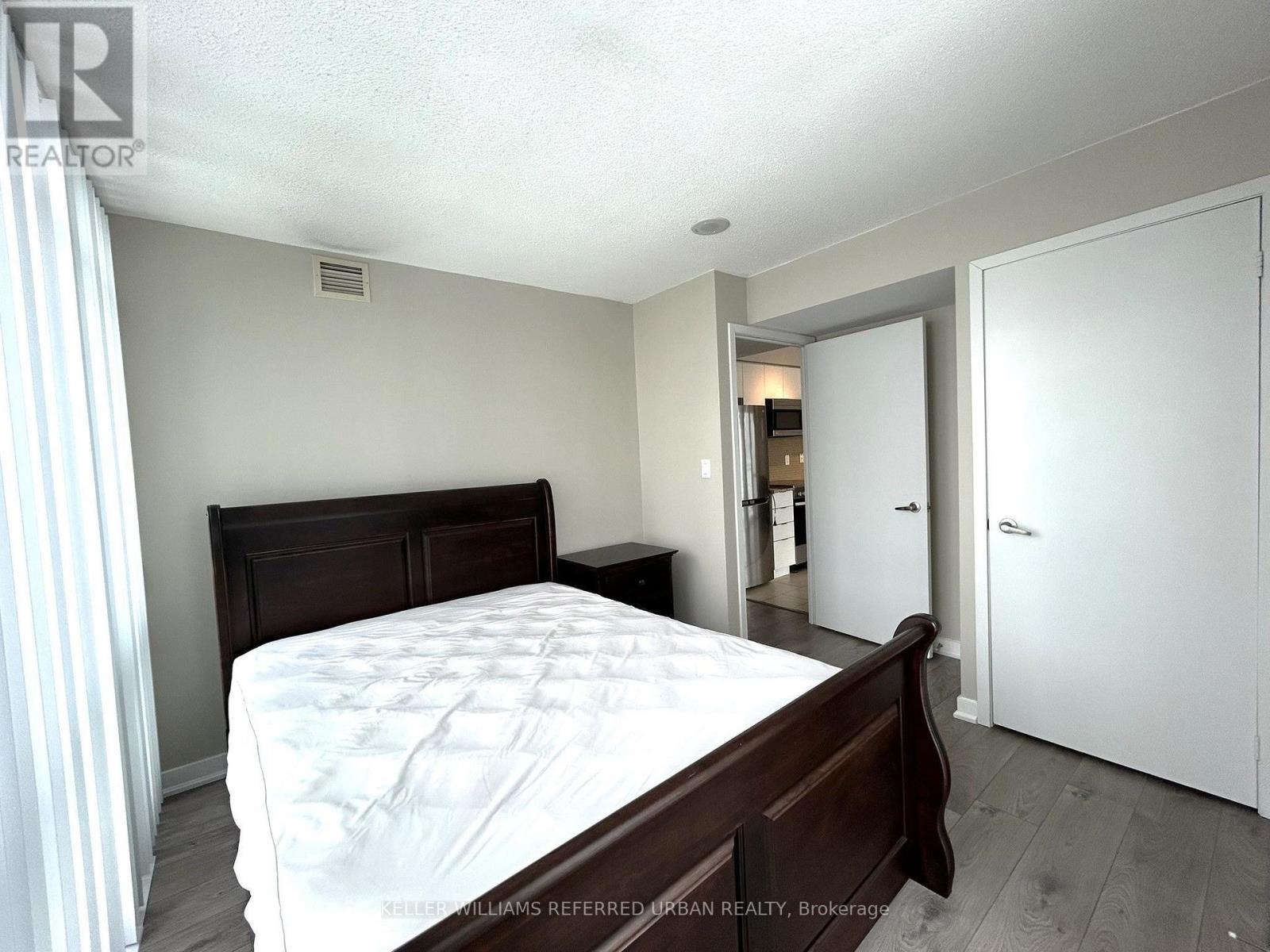 2906 - 15 Fort York Boulevard, Toronto, Ontario L1G 3J5 - Photo 12 - C13750738