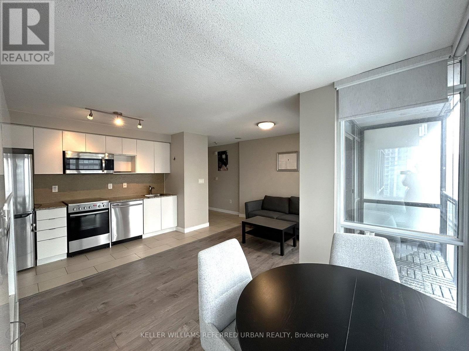 2906 - 15 Fort York Boulevard, Toronto, Ontario L1G 3J5 - Photo 4 - C13750738
