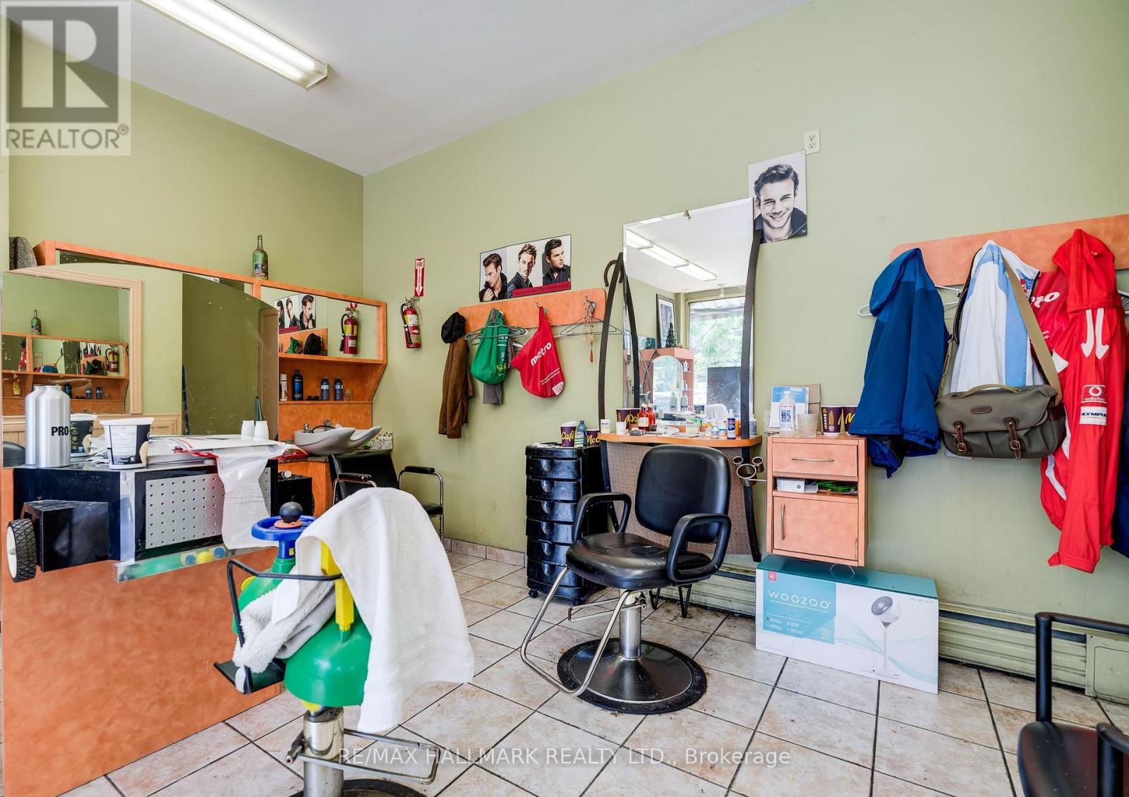 1786 Danforth Avenue, Toronto, Ontario M4C 1H8 - Photo 9 - E13750712