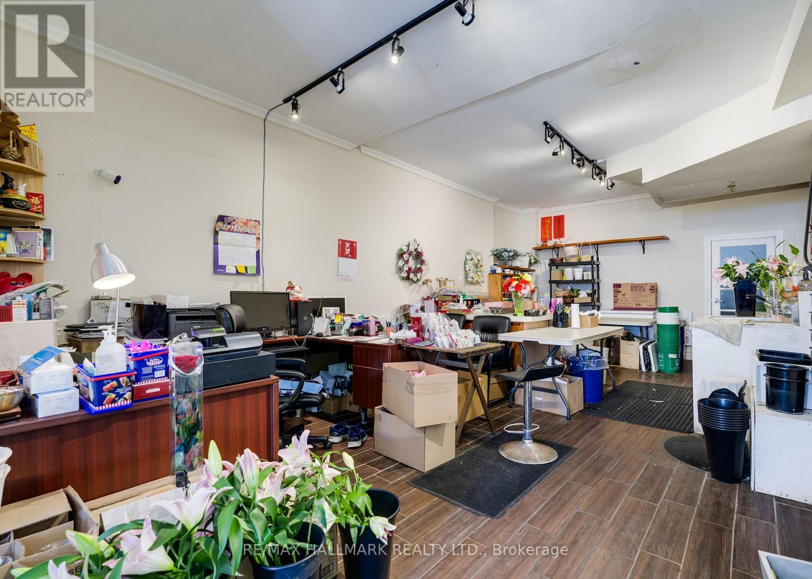 2424 Danforth Avenue, Toronto, Ontario M4C 1K9 - Photo 7 - E13750724