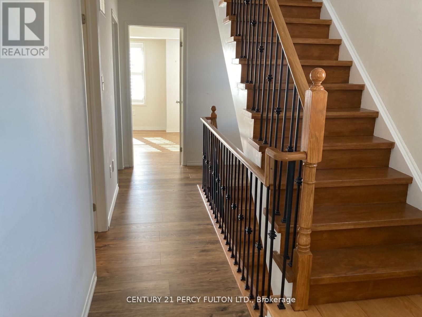 45 Pony Path, Oshawa, Ontario L1L 0L1 - Photo 25 - E13750736