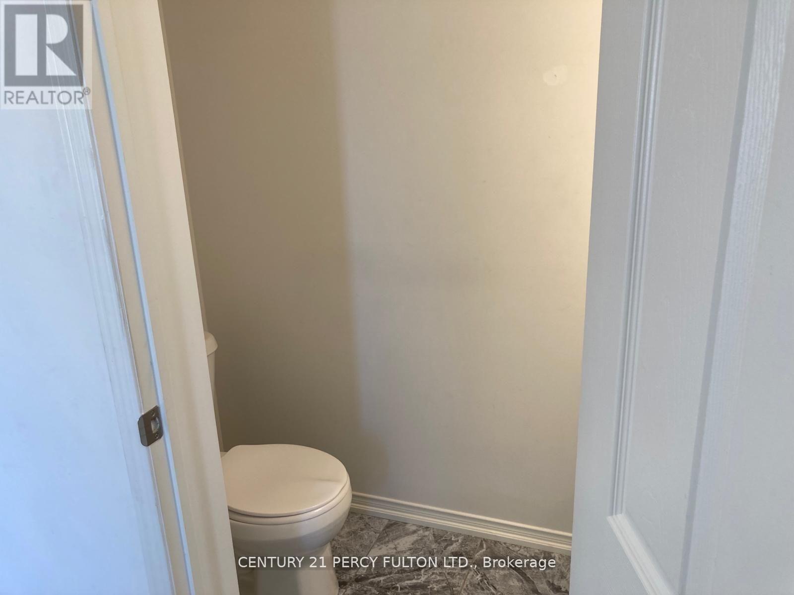 45 Pony Path, Oshawa, Ontario L1L 0L1 - Photo 28 - E13750736