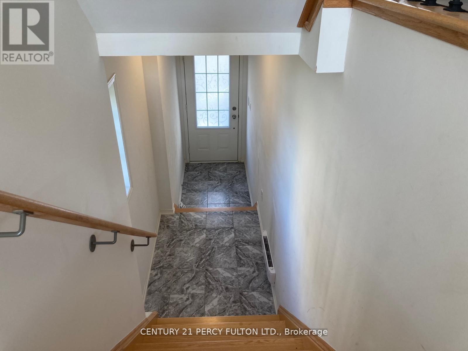 45 Pony Path, Oshawa, Ontario L1L 0L1 - Photo 30 - E13750736