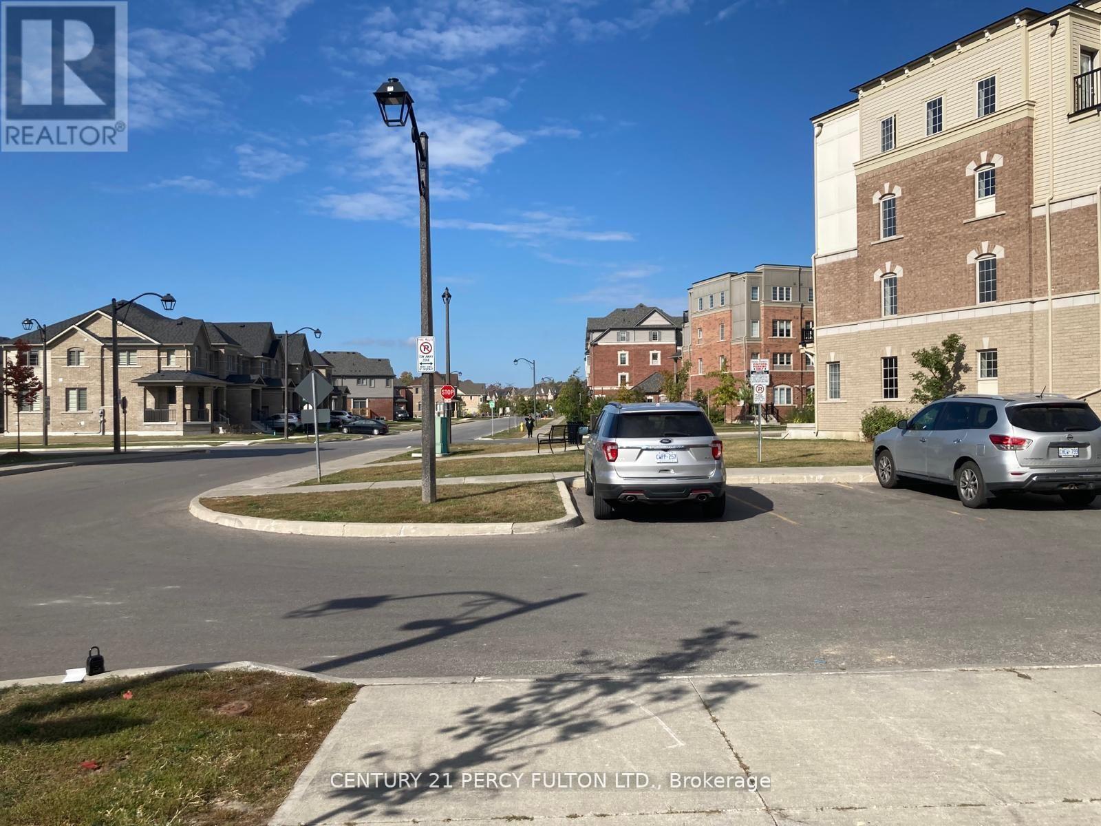 45 Pony Path, Oshawa, Ontario L1L 0L1 - Photo 6 - E13750736