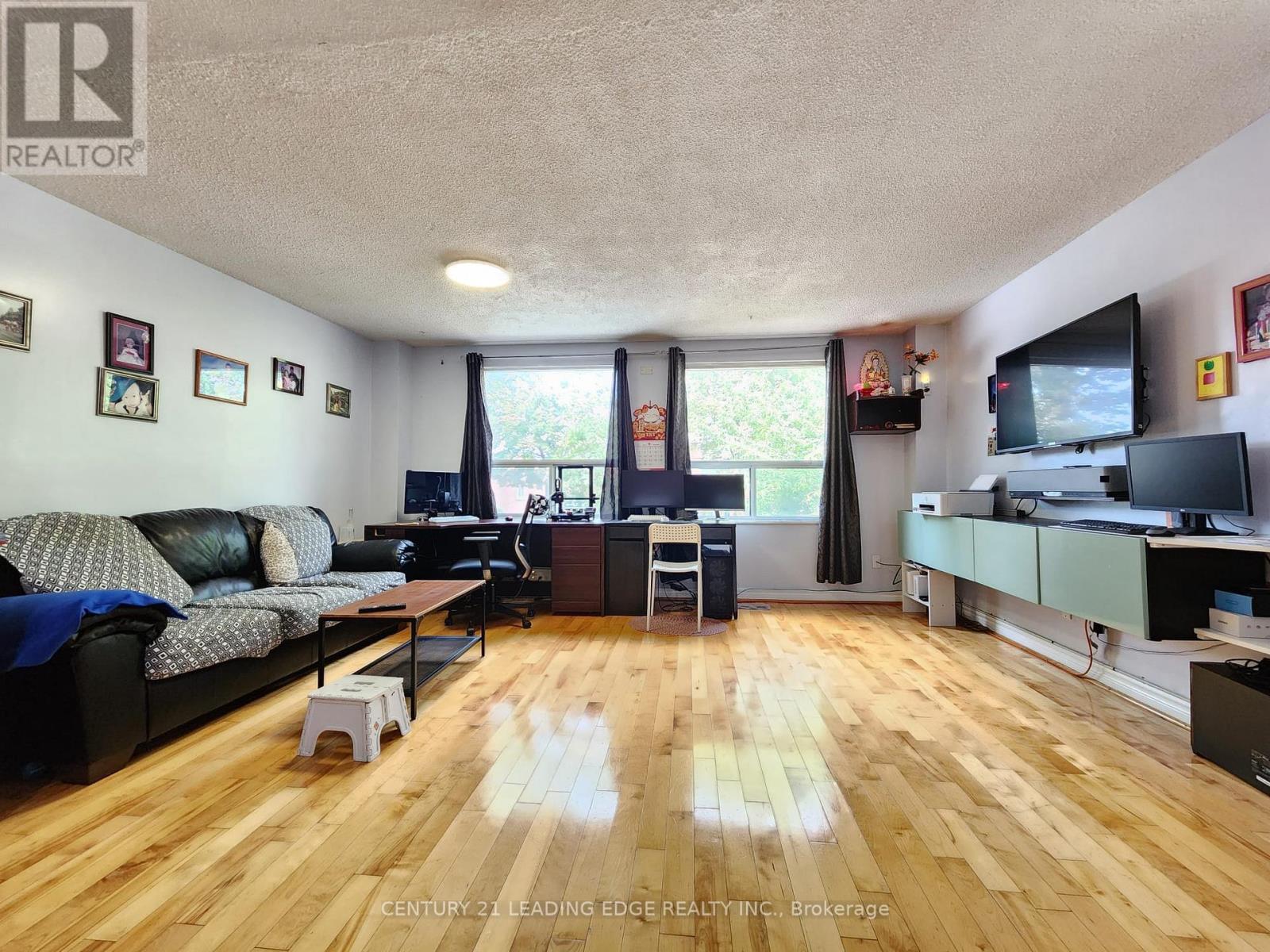 82 - 203 Lotherton Pathway, Toronto, Ontario M6B 2G6 - Photo 2 - W13750718