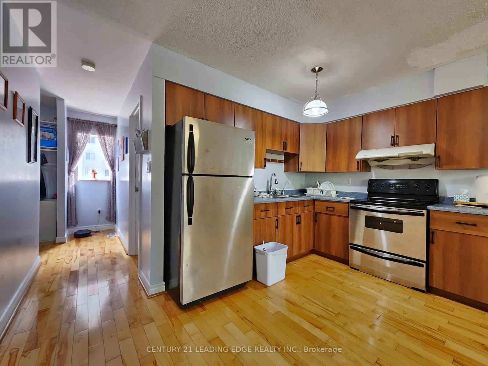 82 - 203 Lotherton Pathway, Toronto, Ontario M6B 2G6 - Photo 5 - W13750718